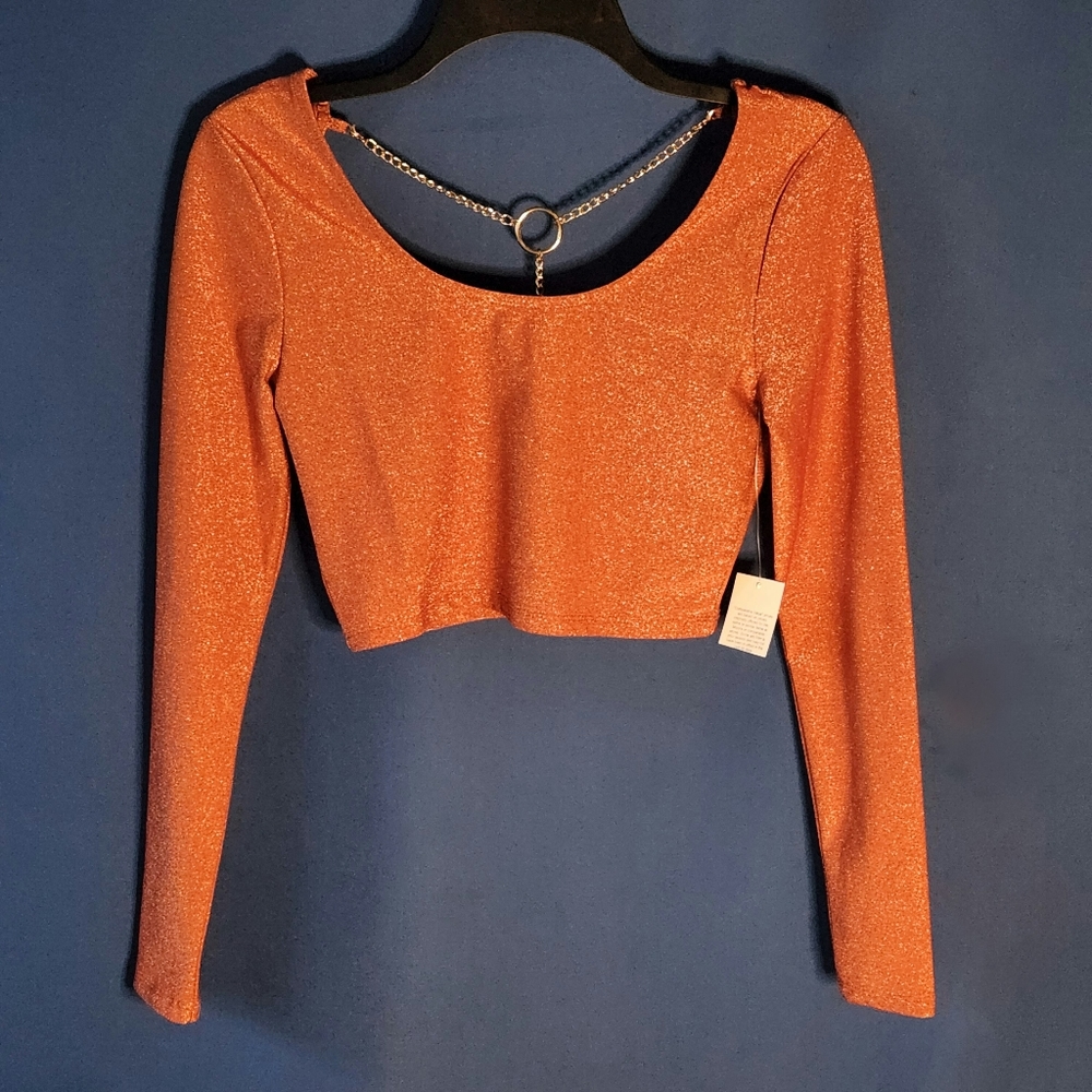 Derek Heart Chain Cutout Cropped Top